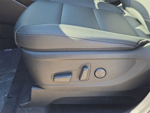 New 2025 Kia Telluride S image 21