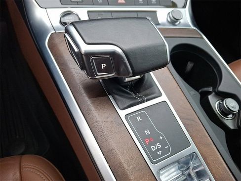 Used 2021 Audi A6 2.0T Premium w/ Convenience Package image 16