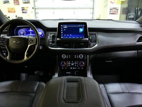 Used 2024 Chevrolet Tahoe RST w/ RST Performance Edition image 34