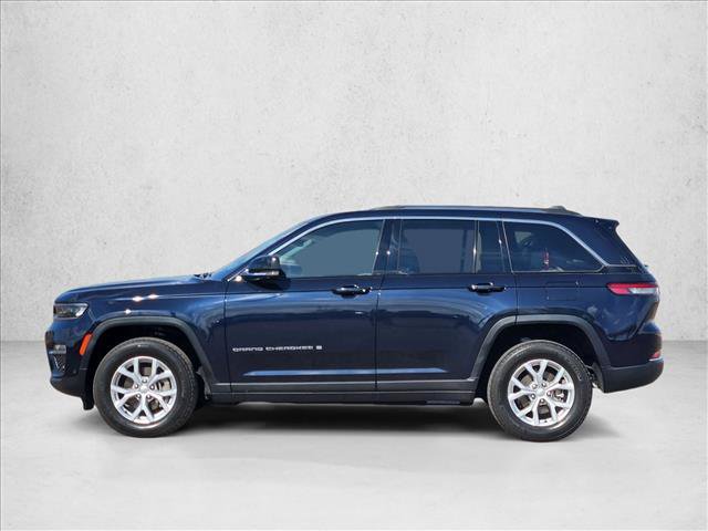 Certified 2023 Jeep Grand Cherokee Limited w/ Luxury Tech Group II AWD/4WD image 9