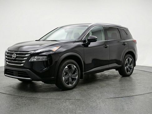 Used 2025 Nissan Rogue SV AWD/4WD image 3