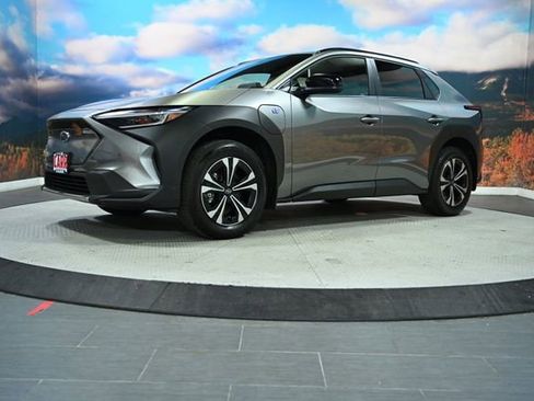 Used 2025 Subaru Solterra Premium w/ Premium Package image 3