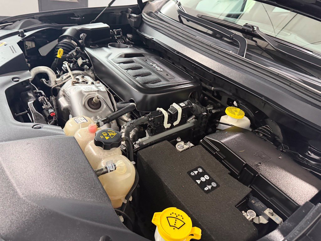 Used 2022 Jeep Cherokee Latitude Lux AWD/4WD image 9