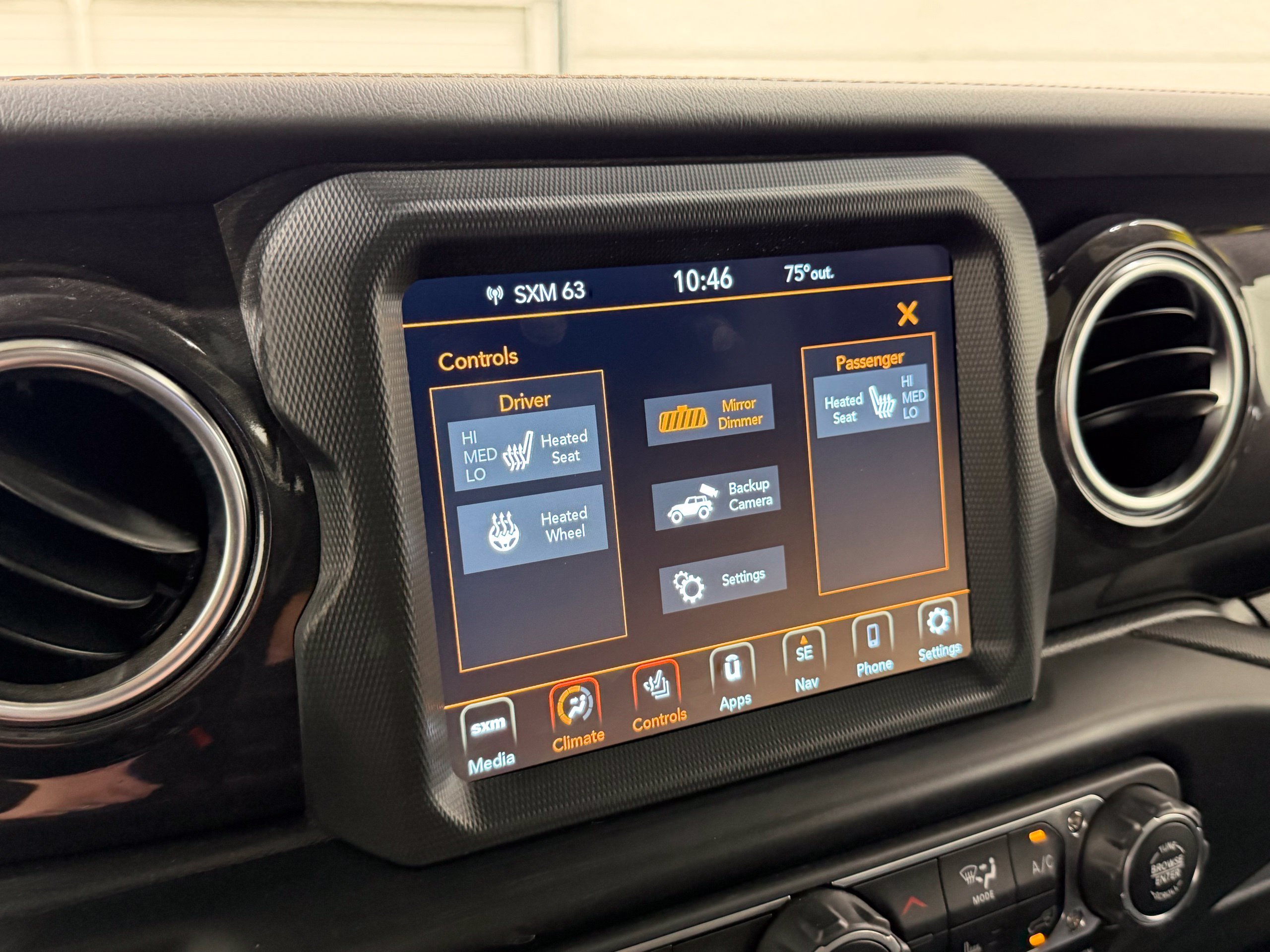 Used 2022 Jeep Wrangler Unlimited Rubicon AWD/4WD image 44