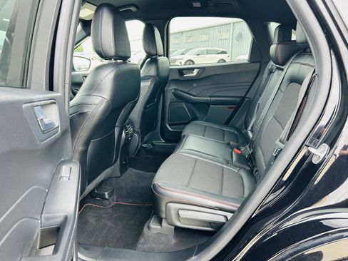 Used 2023 Ford Escape ST-Line w/ Tech Pack #1 AWD/4WD image 29