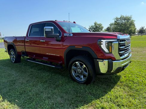 New 2025 GMC Sierra 2500 SLT w/ SLT Premium Package image 7