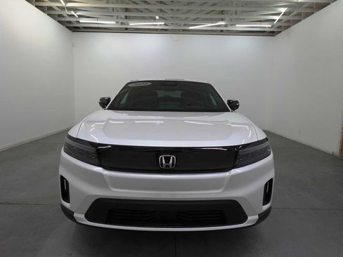 Used 2024 Honda Prologue EX image 2