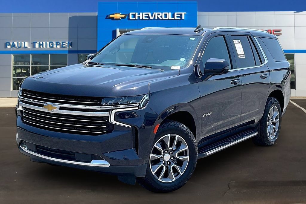 Used 2023 Chevrolet Tahoe LT w/ Luxury Package AWD/4WD image 3