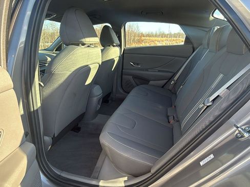Used 2024 Hyundai Elantra SEL image 22