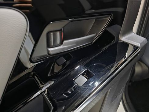 Used 2023 Subaru Solterra AWD image 28