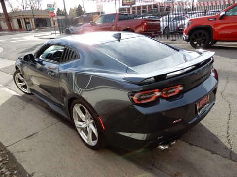Used 2019 Chevrolet Camaro SS image 7