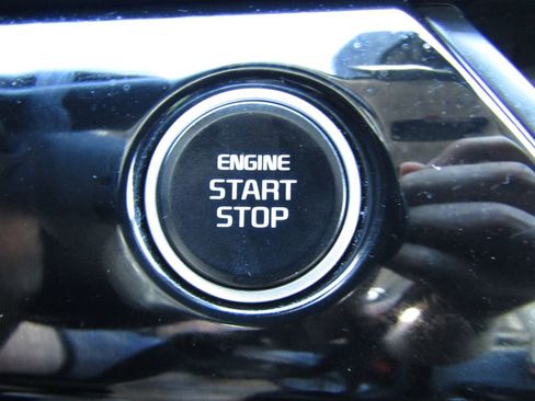 Used 2024 Kia Seltos S image 28