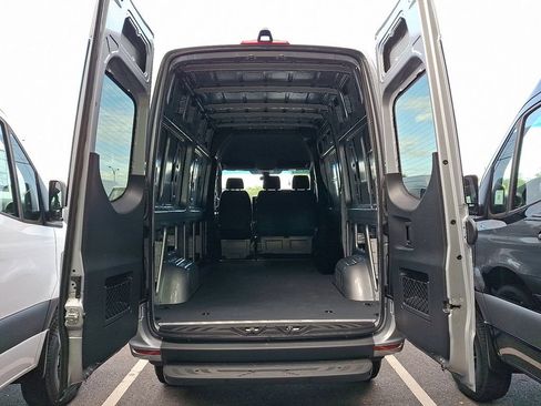 New 2025 Mercedes-Benz Sprinter 2500 image 19