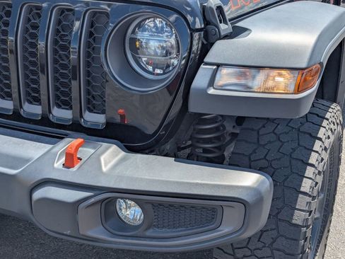 Used 2021 Jeep Gladiator Mojave w/ Cold Weather Group AWD/4WD image 11