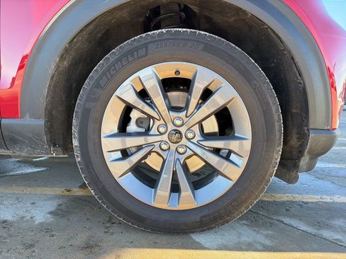 Used 2024 Ford Explorer XLT w/ Equipment Group 202A image 29