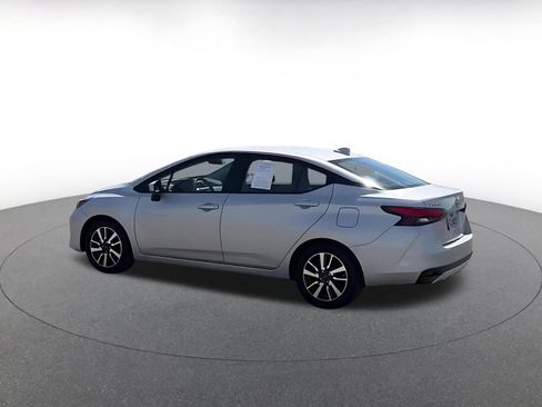 Used 2025 Nissan Versa SV image 4