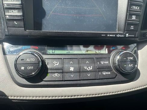 Used 2017 Toyota RAV4 Limited FWD image 17
