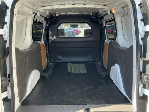 Used 2023 Ford Transit Connect XL FWD image 17