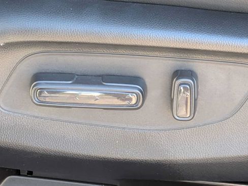 Certified 2024 Honda HR-V EX-L image 16