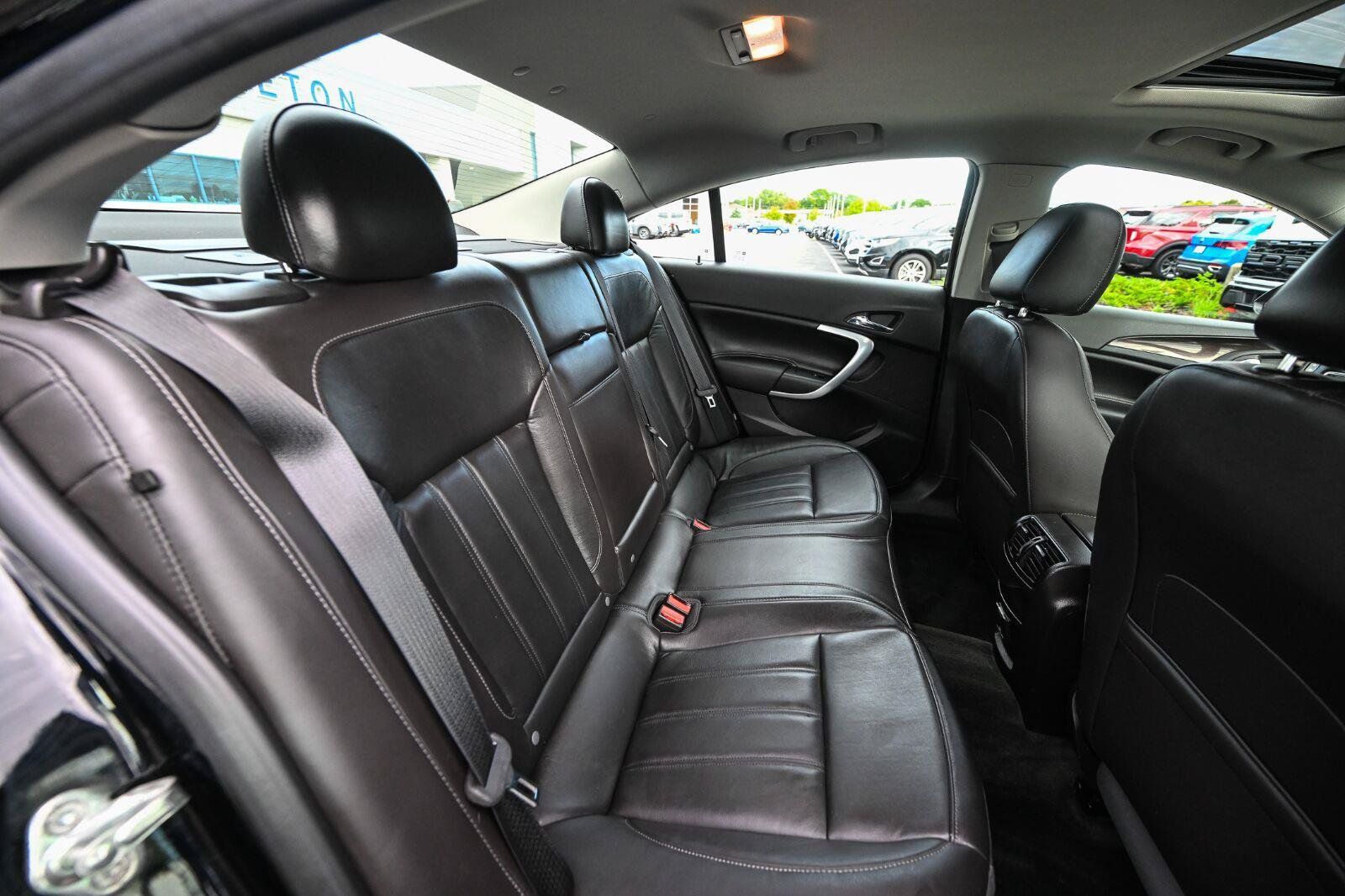 Used 2016 Buick Regal Premium FWD image 36