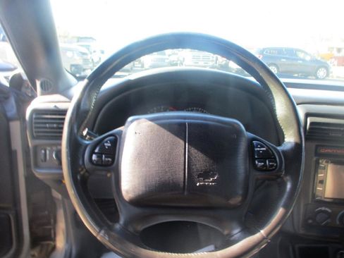 Used 2000 Chevrolet Camaro Z28 w/ Preferred Equipment Group 2 image 12