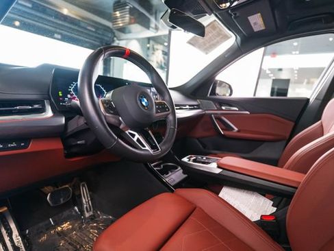 Used 2026 BMW X1 M35i w/ Technology Package AWD/4WD image 4