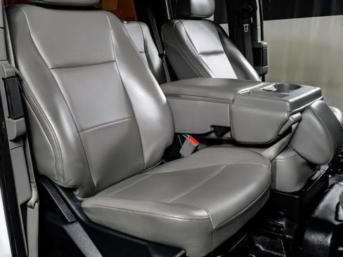 Used 2017 Ford F150 XL w/ Equipment Group 101A Mid RWD image 26