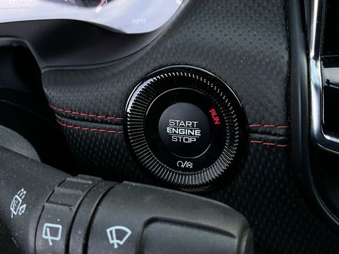 Used 2025 Jeep Compass Trailhawk image 28