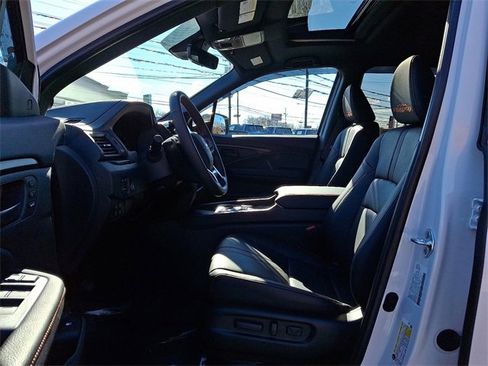 Certified 2025 Honda Ridgeline TrailSport+ image 13