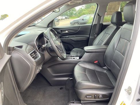 Used 2023 Chevrolet Equinox Premier AWD/4WD image 34