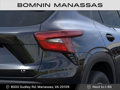 New 2026 Chevrolet Trax LT FWD image 11
