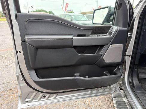 Used 2025 Ford F150 Lariat w/ Equipment Group 501A Mid AWD/4WD image 10