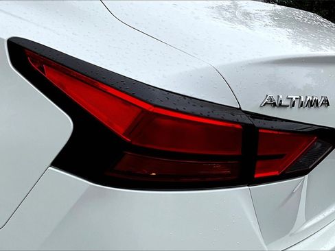 Used 2019 Nissan Altima 2.5 SR image 21