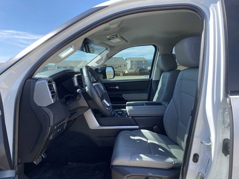 Used 2024 Toyota Tundra Limited w/ TRD Off-Road Package AWD/4WD image 17