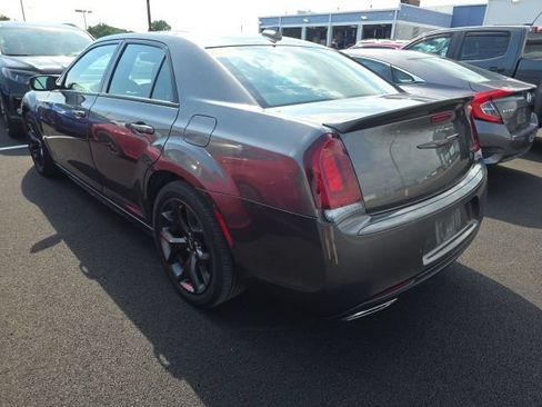 Used 2021 Chrysler 300 S w/ S Model Appearance Package RWD image 2