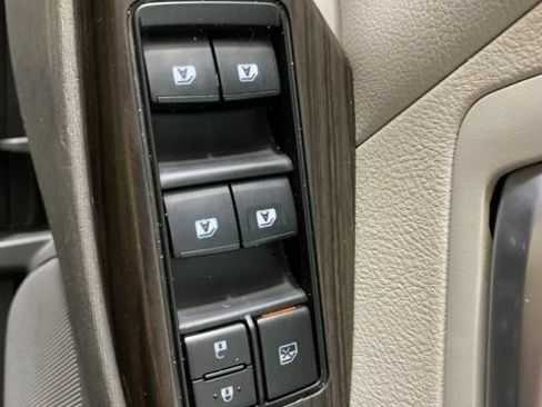 Used 2018 Toyota Sienna XLE FWD image 36