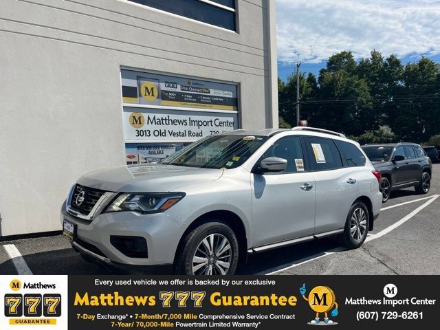 Used 2018 Nissan Pathfinder S AWD/4WD image 1