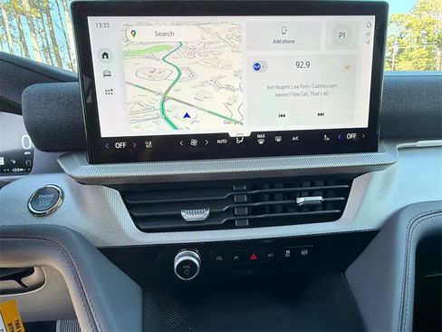 New 2026 Ford Explorer Active w/ Active Comfort Package image 26