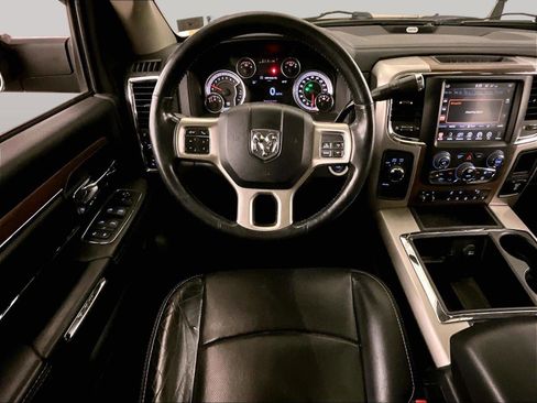 Used 2015 RAM 2500 Laramie w/ Convenience Group AWD/4WD image 5