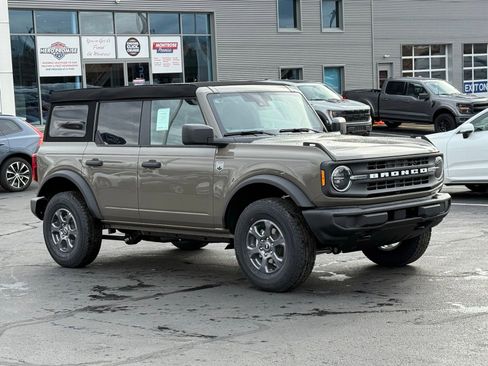 New 2025 Ford Bronco Big Bend image 9