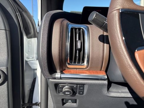 New 2025 Ford Expedition Max King Ranch image 15