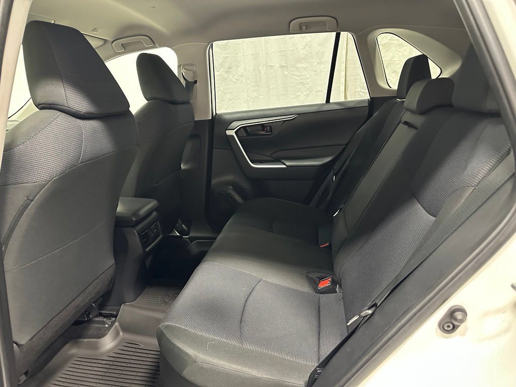 Used 2025 Toyota RAV4 LE AWD/4WD image 47