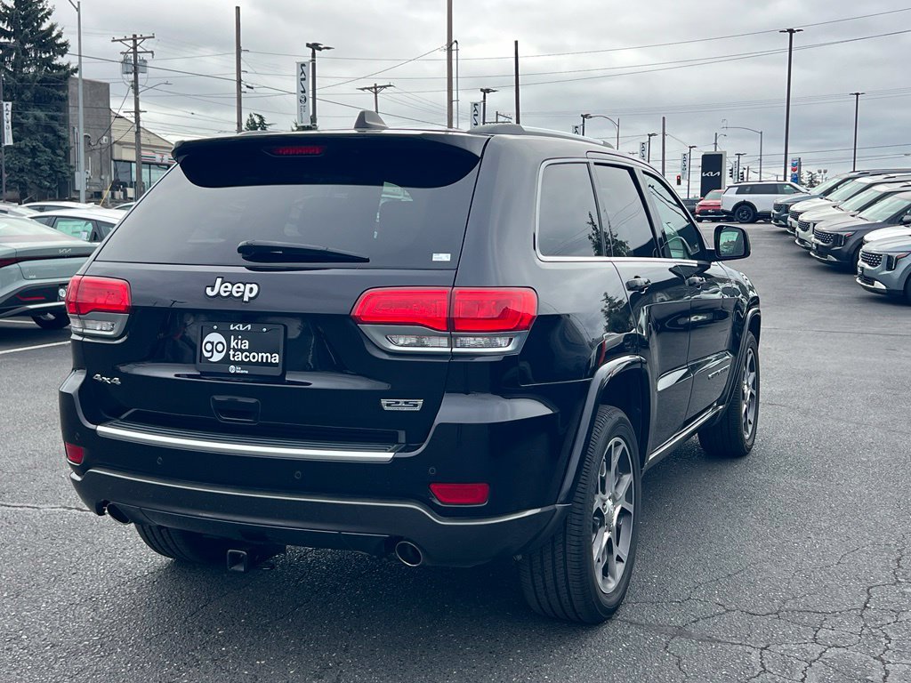 Used 2018 Jeep Grand Cherokee Limited AWD/4WD image 7
