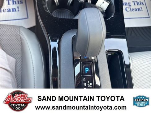 Used 2023 Toyota Prius XLE FWD image 20