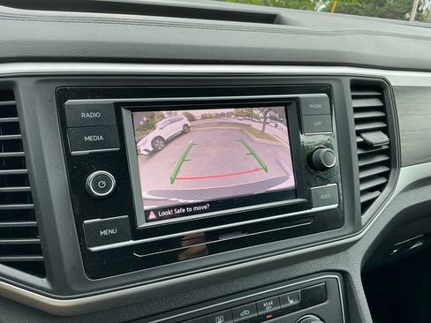 Used 2022 Volkswagen Atlas SE AWD/4WD image 22