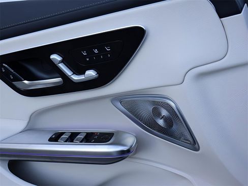 New 2026 Mercedes-Benz CLE 450 4MATIC Cabriolet image 37