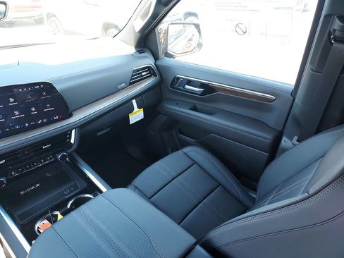 New 2026 Chevrolet Tahoe High Country AWD/4WD image 11