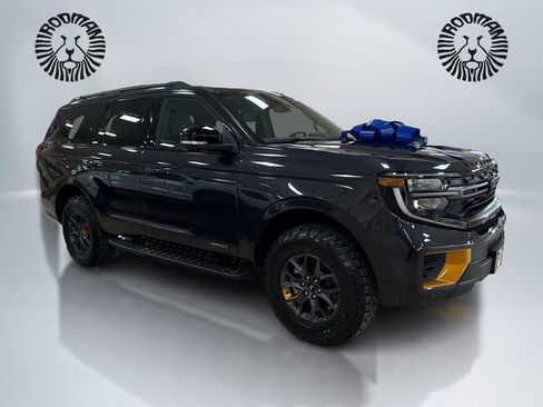 New 2026 Ford Expedition Tremor image 3