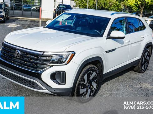 Used 2024 Volkswagen Atlas Cross Sport SE image 15