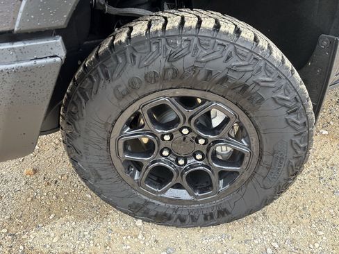 Used 2024 Chevrolet Silverado 1500 ZR2 w/ ZR2 Bison Edition image 13